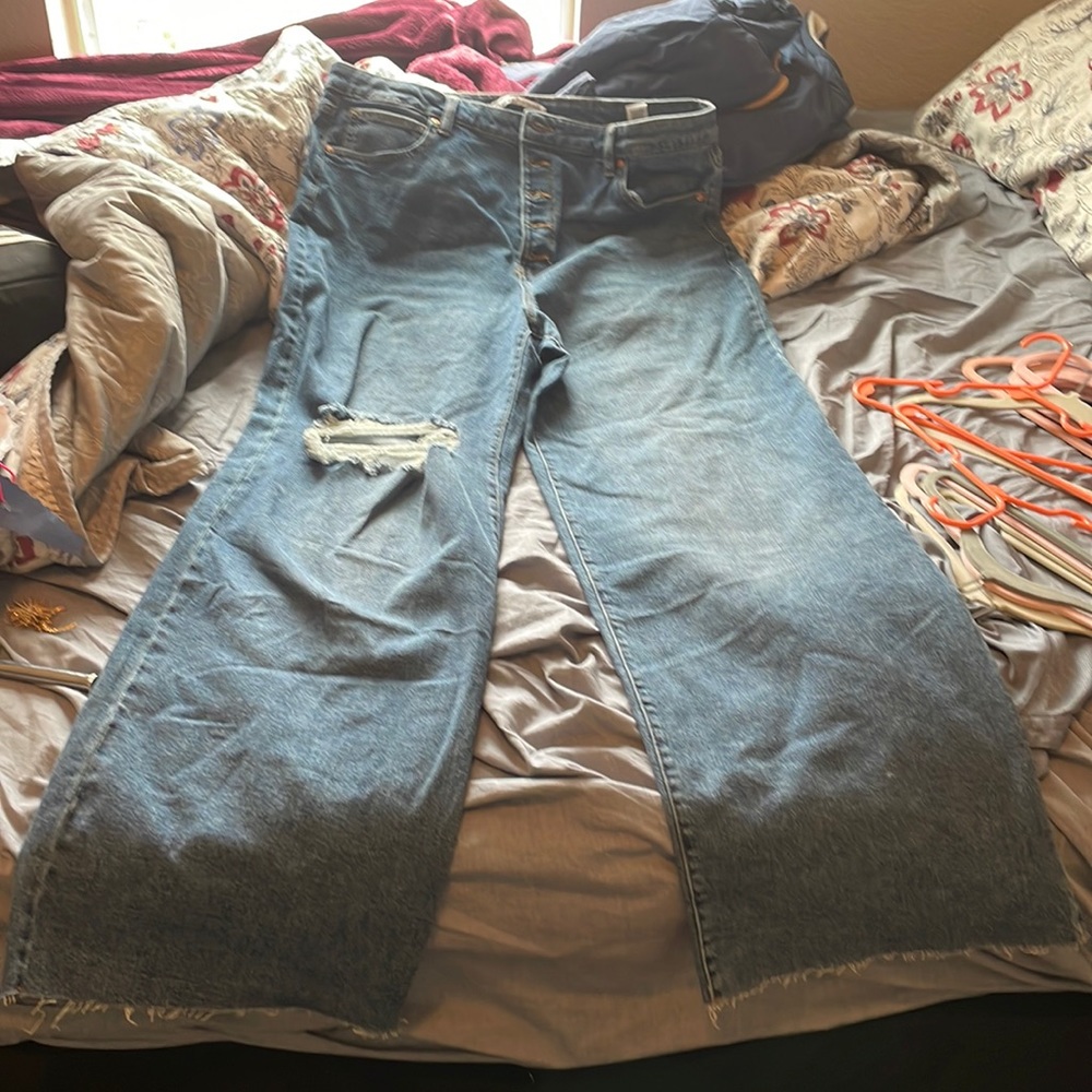 New never wore them, just too long for me. Celebrity Pink bootcut jeans.
